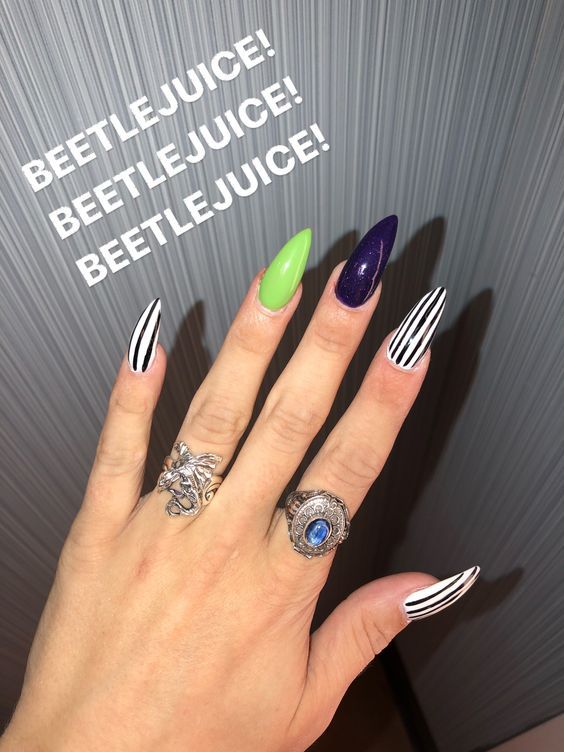 Beetlejuice Halloween Nail Art Designs | Halloween nails diy .