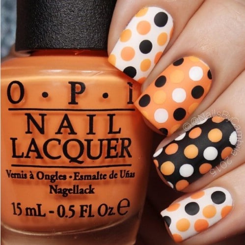 40 Frightening and Fun Halloween Nail Art Designs You Can Do .