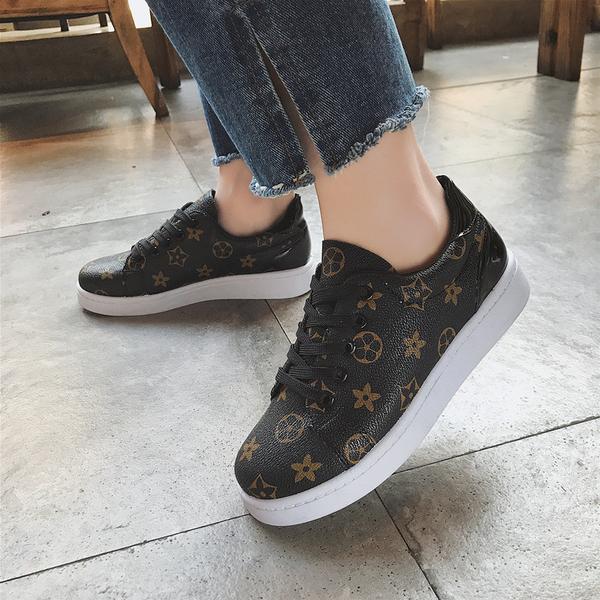 2018 New Luxury brand Spring Autumn Designer leather Star shoes .