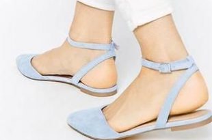 Tasseled Flat in 2020 | Trending shoes, Closed toe shoes, Pretty sho