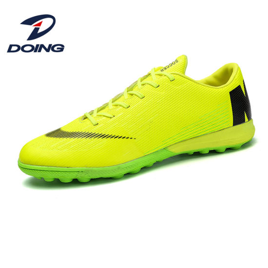 China Football Shoes Indoor Men Shoes Football OEM Football Shoes .
