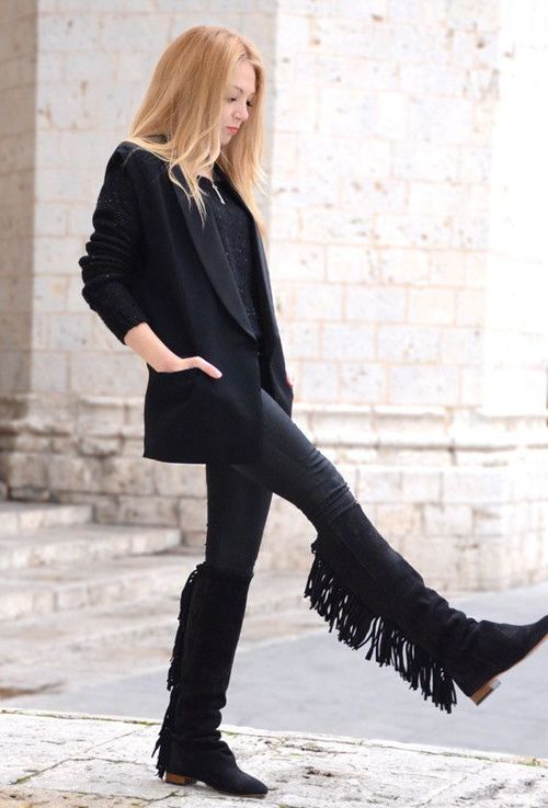 Fringed boots for ladies