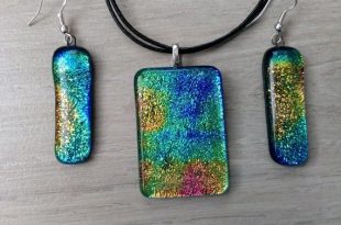 Dichroic Fused Glass Jewelry. Jewelry Set. Art glass jewelry. | Et