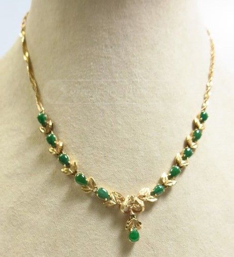 18K Yellow Gold Jade Necklace 10.4 Gm | Gold necklace designs .