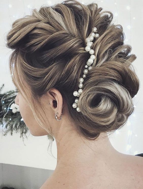 Gorgeous Formal Wedding Hairstyle Ideas – fashiondiys.com in 2020 .