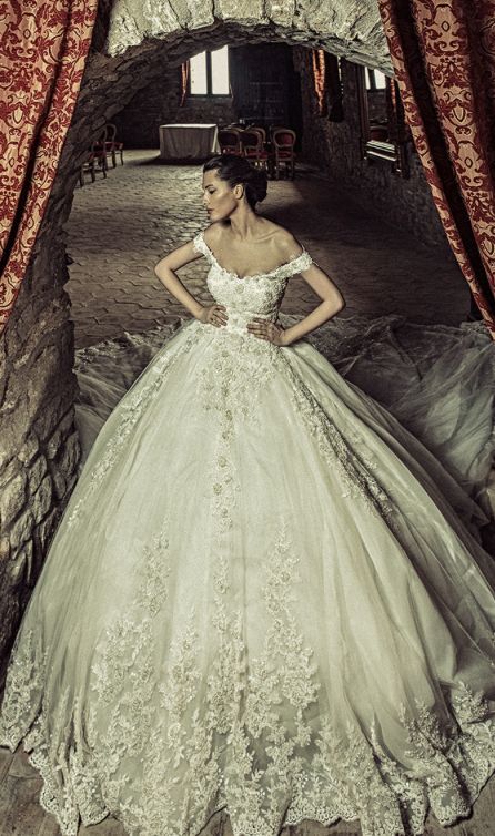 Julia Kontogruni Wedding Dress Inspiration - MODwedding | Ball .