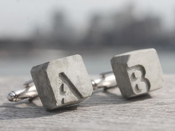 concrete cufflink with initials | becrete - BETONIDEE | in a high .