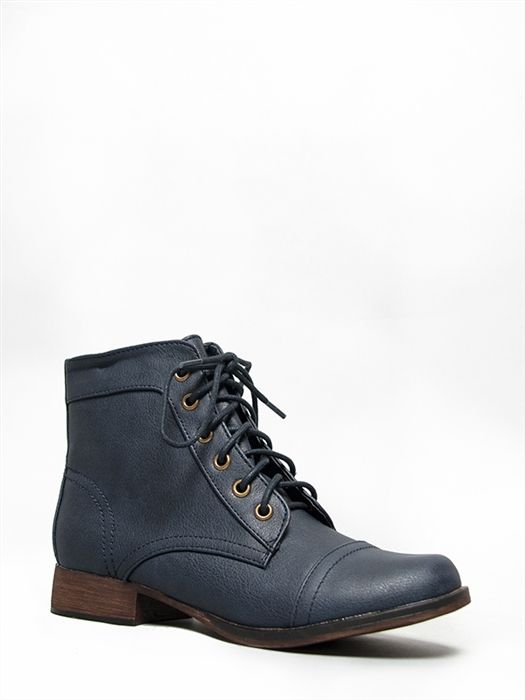 Lace-up ankle boots for women