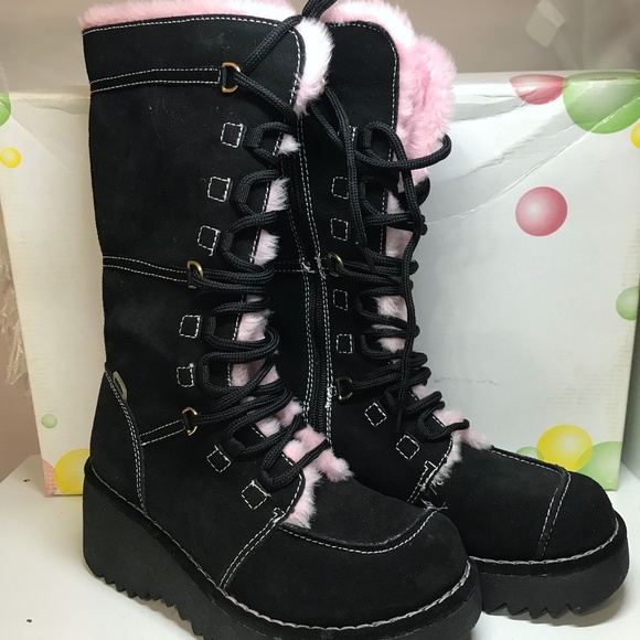 Soda Shoes | Black Suede Pink Furlined Winter Boots Womens 65 .