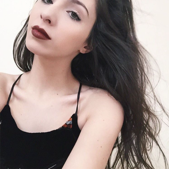 This Minimalist Makeup Trend Is Blowing Up Instagram | Minimalist .