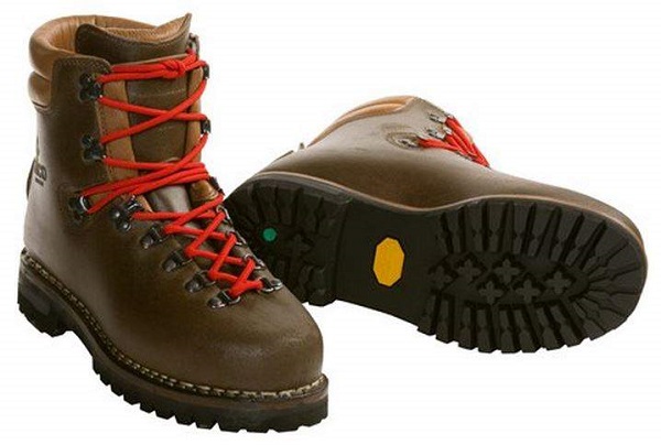 Alico New Guide Mountaineering Hiking Boots Review .