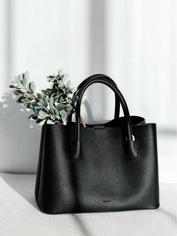 10 Vegan Bags & Purses That Prove You Don't Need Leather To Be Styli