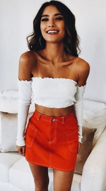 Red denim skirt | Trendy summer outfits, Fashion outfits .
