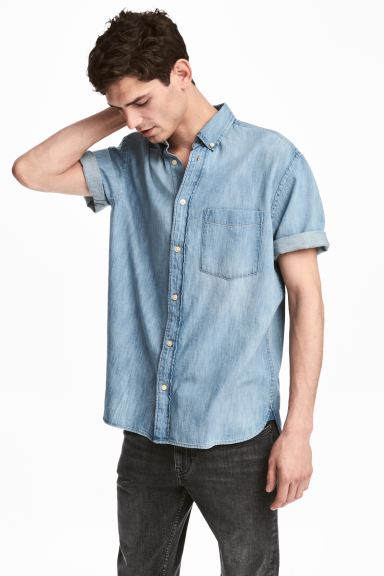 Short-sleeved denim shirt - Light denim blue - Men | H