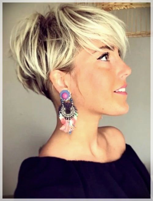 Best Short Haircuts 2019: trends and photosShort and Curly .