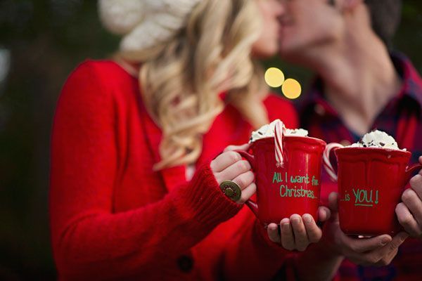 Fun Ways To Announce Your Engagement | WeddingMix | Christmas .