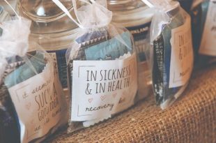 5 wedding favors your guests actually want | Kayla's Five Things .