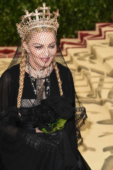 Next Stop On Our Tour of Met Gala Headgear: Veils and Hoods - Go .