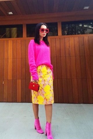 Yes! You Can Wear Pink and Yellow Together and Look Incredibly Ch